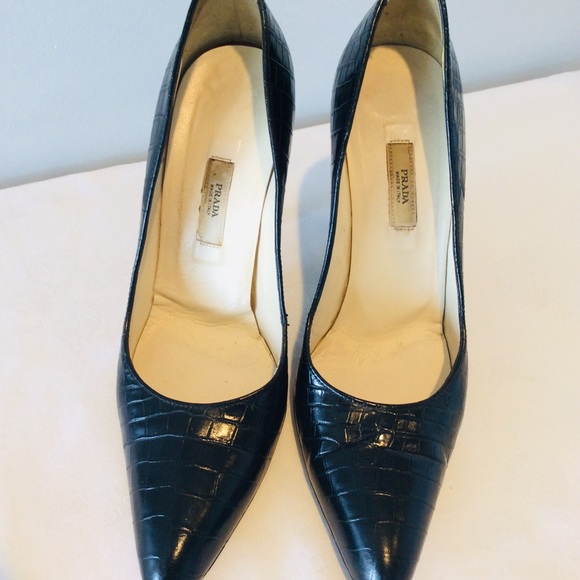 Prada Black Leather Croc Embossed High Heel Pumps - Picture 3 of 8